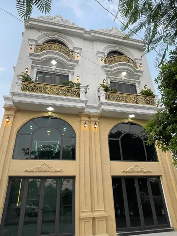 Bán nhà 3 tầng lô góc  giá 3.750 Thiên Hương đường thông ô tô tránh nhau . L/h:076.231.9990 e Thúy