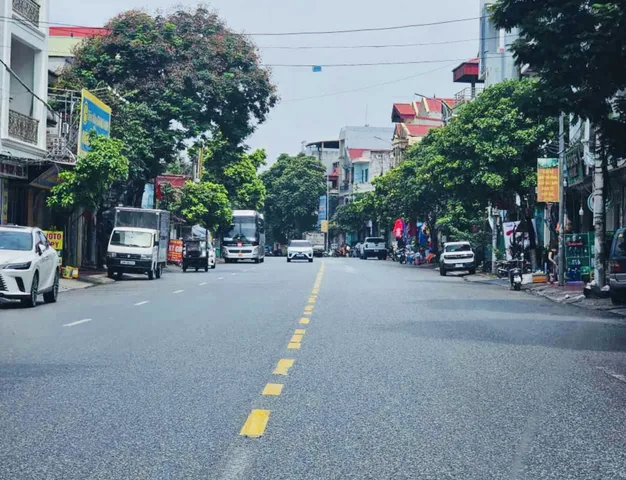 Bán Nhà riêng 125m2 có sẵn 125 m2 thổ cư giá 4.3 tỷ tại - Chọn - Xã Đông Tiến Huyện Yên Phong Bắc Ninh
