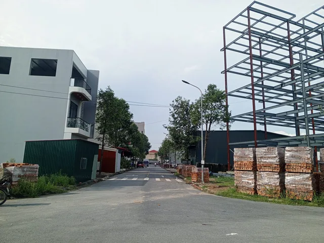 Bán Đất 100m2 có sẵn 1000 m2 thổ cư giá 2 tỷ tại - Chọn - Xã Tam Đa Huyện Yên Phong Bắc Ninh