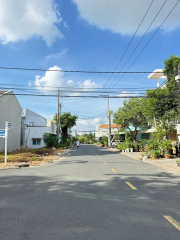 BÁN NHÀ 1 TRỆT 3 LẦU KHU B4 THIÊN LỘC – VIEW CÔNG VIÊN, ĐẬU ĐƯỢC 3 Ô TÔ