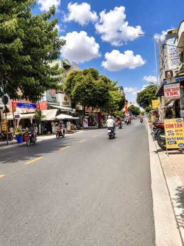 Bán Nhà riêng 79m2 có sẵn 79 m2 thổ cư giá 14.9 tỷ tại Đường Tân Hương Phường Tân Quý Quận Tân Phú TP. Hồ Chí Minh