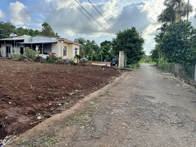 Bán Đất Komleo 150m2 5x30 full thổ cư giá 1 tỷ296 tại Xã Hòa Thắng Thành phố Buôn Ma Thuột Đắk Lắk