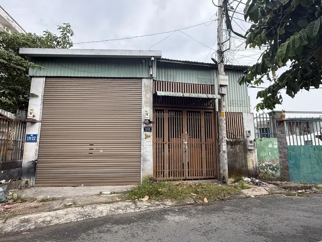 Bán Nhà riêng 270m2 có sẵn 270 m2 thổ cư giá 8.5 tỷ tại 19/22, Đường Nguyễn Thị Nghé, Xã Thới Tam Thôn, Huyện Hóc Môn Xã Thới Tam Thôn Huyện Hóc Môn TP. Hồ Chí Minh
