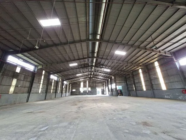 Cho thuê Kho, nhà xưởng 2200m2 giá 150 triệu tại - Chọn - Phường Bình Hòa Thị xã Thuận An Bình Dương