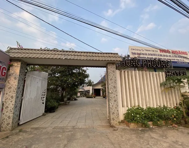 Cho thuê Nhà nghỉ với 16 phòng 600m2 có sẵn 200 m2 thổ cư giá 20 triệu tại Đường Đt 825 Xã Hòa Khánh Tây Huyện Đức Hòa Long An