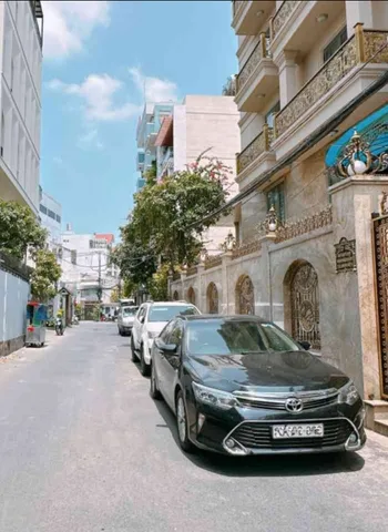 Bé chủ nhà định cư Hoa Kỳ nhờ bán căn nhà 5x18m 4m tầng