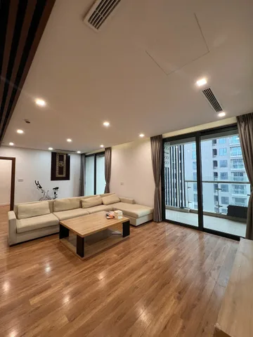 Cho thuê Căn Hộ Penthouse The Legend Nguyễn Tuân  - Thanh Xuân  4 Ngủ Master, Căn Góc, Full Nội Thất Cao Cấp, Có Slot Ô Tô