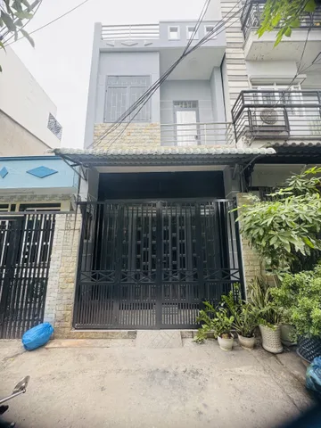 BÁN NHÀ KINH DƯƠNG VƯƠNG AN LẠC XE HƠI ĐÕ CỬA 4,5X12 CHỈ 5TY3 (B102)