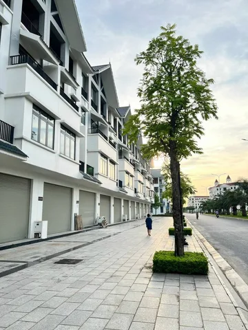 Bán liền kề Hinode Royal Park 100m2 - View công viên - Gara ô tô trong nhà