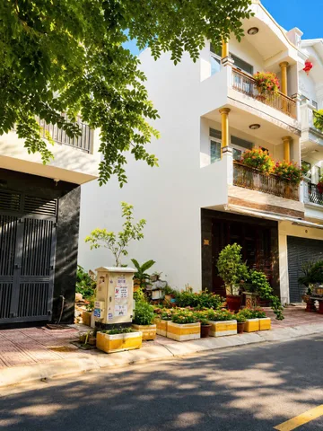 Bán lô đất đẹp, bề ngang 4.5m, giá 6.8 tỷ nằm trong KĐT Lê Hồng Phong 2, Nha Trang