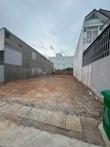 Bán Đất 105m2 có sẵn 60 m2 thổ cư giá 3.09 tỷ tại Phường Phú Hòa Thành phố Thủ Dầu Một Bình Dương