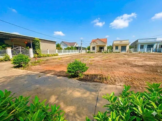 Bán Đất 250m2 có sẵn 100 m2 thổ cư giá 690 triệu tại Đường DH507 Xã An Thái Huyện Phú Giáo Bình Dương