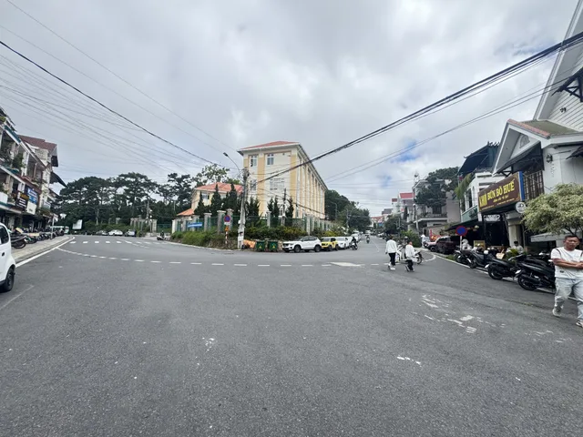 Bán Nhà riêng 70m2 có sẵn 70 m2 thổ cư giá 5 tỷ tại Đường Phạm Ngọc Thạch Phường 6 Thành phố Đà Lạt Lâm Đồng