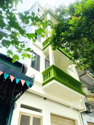 Cho thuê nhà MP YÊN PHỤ, Tây Hồ. 35 triệu/tháng. Cho thuê: Hộ gia đình, Văn phòng, Trưng bày, Spa, Phòng Khám, Studio, Quán café, Trà sữa, Airbnb, Homestay.
