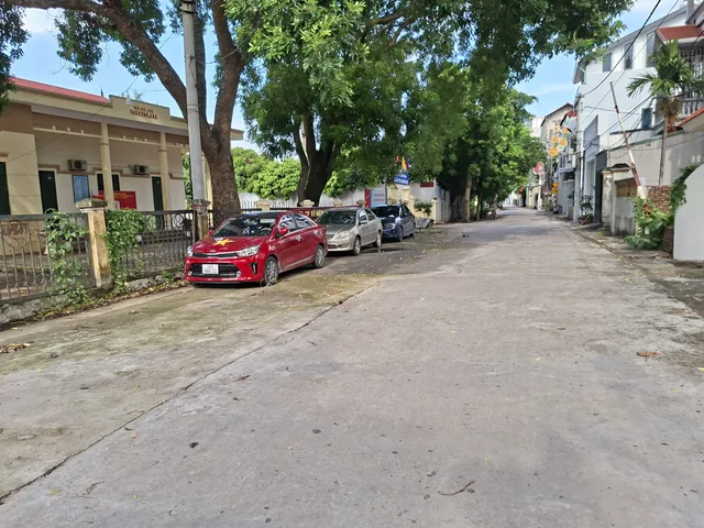 Bán 90m2 bìa làng ô tô tránh dừng đỗ ngày đêm,gần chợ Vân Trì,QL23B,đường Võ Nguyên Giáp