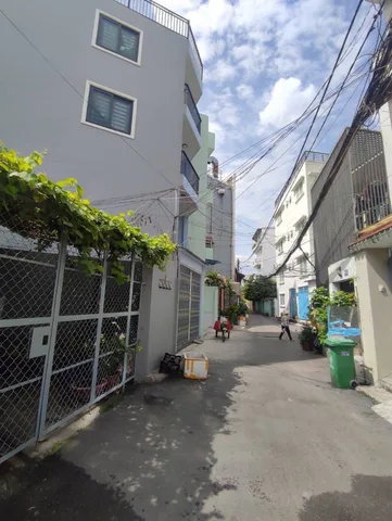 📍 Gần Phan Văn Trị P.7 Hẻm Xe 16 Chỗ - 13 tỷ - 4 x 35m (140m²) - Khuôn Đất Dài 35m - Chỉ 90 Tr/m² - Sau Hương Phố