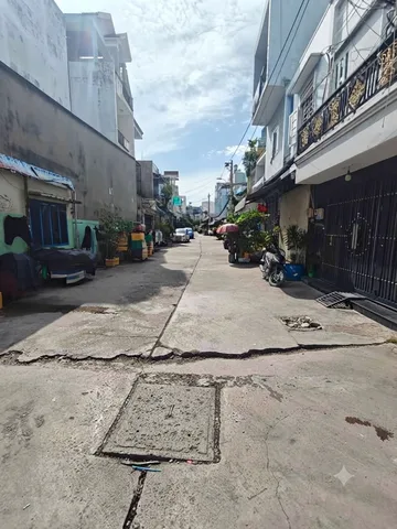 Bán Nhà riêng 241m2 có sẵn 241 m2 thổ cư giá 13.9 tỷ tại Đường Lê Văn Quới Phường Bình Trị Đông A Quận Bình Tân TP. Hồ Chí Minh