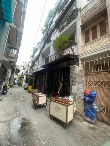 📍 Gần Phan Văn Trị P. An Nhơn - 11.x tỷ - 4.5 x 12m (74.1m²) - 2 Mặt Tiền Hẻm Xe Tải 6m - Gara 2 Ô Tô - Đối Diện Emart