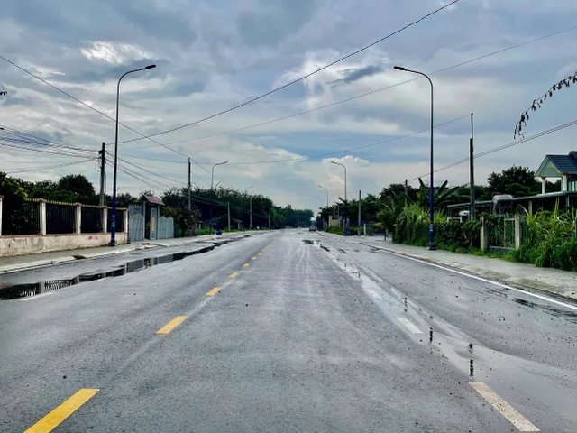 Bán đất xây trọ kinh doanh 599TR ngay khu TĐC BECAMEX, mặt tiền đường LÊ DUẨN. mặt lộ giới rộng 32m
620m2 - Mặt tiền 20x40 - thổ cư 240 mét vuông