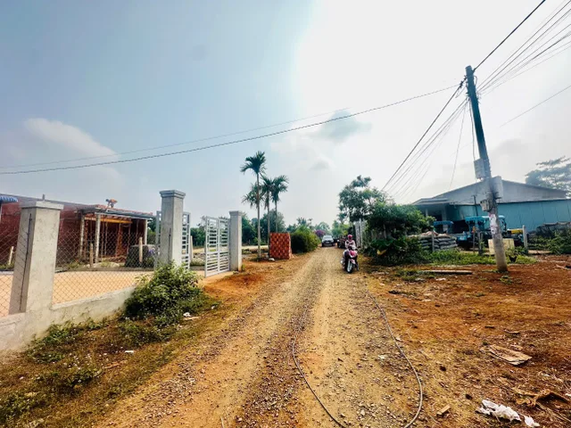 Bán Đất 250m2 có sẵn 250 m2 thổ cư giá 630 triệu tại Xã Cuor Đăng Huyện Cư M'gar Đắk Lắk