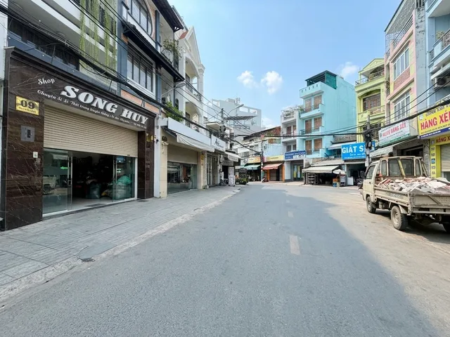 [O2778] Bán nhà mặt tiền Nguyễn Du Gò Vấp 4 tầng mới 19.x tỷ