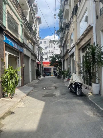 NHÀ TRẦN THÁI TÔNG - PHẠM VĂN BẠCH - 1 TẦNG - 100M² - NHÀ CŨ TIỆN XÂY MỚI - GIÁ 7.5 TỶ