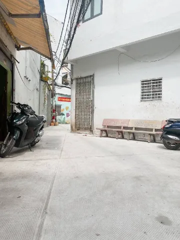 NHÀ HỒNG LẠC - LẠC LONG QUÂN - 2 TẦNG - 54M² - BTCT KIÊN CỐ - GIÁ 6.3 TỶ