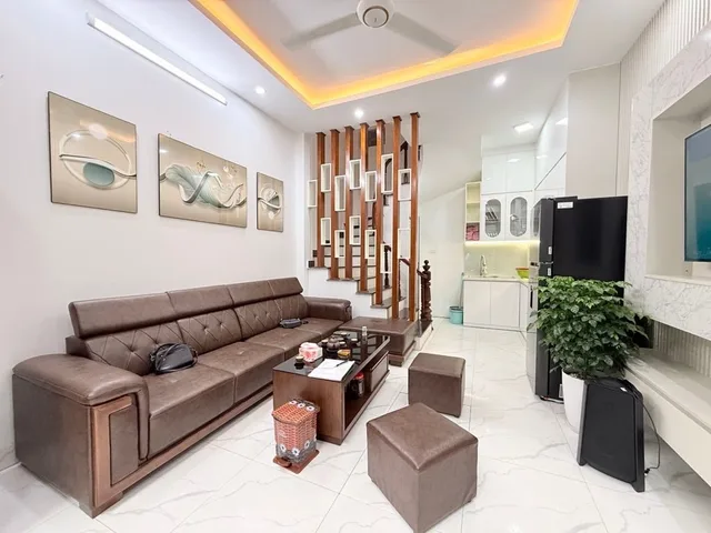 Bán nhà Bằng Liệt, Hoàng Mai – Giá 7.35 tỷ – DT 35m²/80m² x 5 tầng – MT 4m – Gần ô tô – Full nội thất