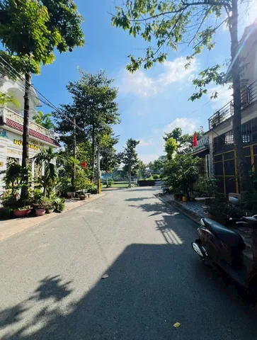 Bán Đất 100m2 có sẵn 100 m2 thổ cư giá 3.99 tỷ tại Phường Tân Đông Hiệp Thành phố Dĩ An Bình Dương