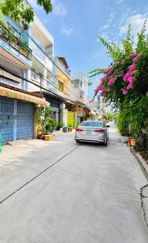 BÁN ĐẤT TẶNG NHÀ CẤP4.BÌNH TRỊ ĐÔNG.MÃ LÒ. -BÌNH TÂN. (100m²)