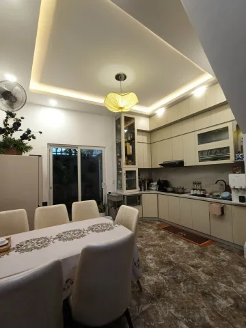 Bán Nhà riêng 53m2 có sẵn 53 m2 thổ cư giá 5.3 tỷ tại Đường số 160 - Chọn - Phường Tăng Nhơn Phú TP. Hồ Chí Minh