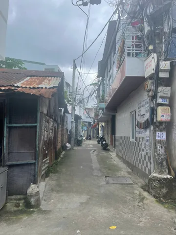 Bán đất tặng nhà, thuộc hẻm đường Phan Đình Giót Nha Trang, 122,6m2