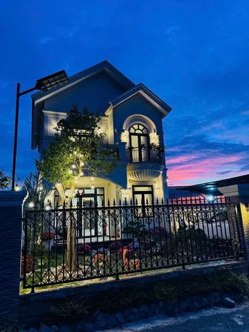 Bán căn villa đẹp mới vừa xây xong, cạnh KDL thung lũng tình yêu, khu yên tĩnh nghỉ dưỡng tốt
