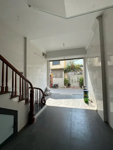 Bán Nhà riêng 40m2 có sẵn 40 m2 thổ cư giá 8.25 tỷ tại Đường Di Ái Xã Di Trạch Huyện Hoài Đức Hà Nội