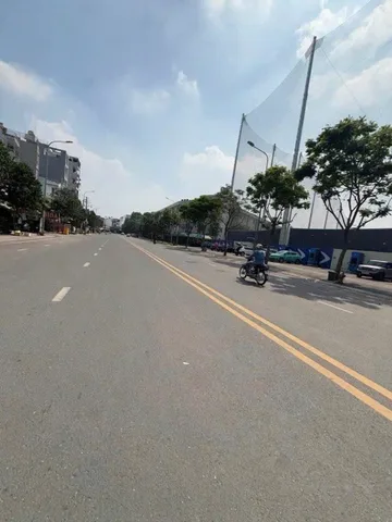 Nhà Bờ Bao Tân Thắng - Tân Phú 4*15m, Đường 12m có vỉa hè, Khu kinh doanh nhộn nhịp sát AEON mall