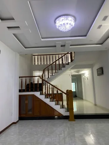 14TR-CHO THUÊ NHÀ 3 TẦNG MẶT TIỀN MAI CHÍ THỌ – HÒA XUÂN