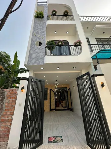 Bán nhà 3 tầng kiệt nguyễn chánh liên chiểu 📌📌📌Làm việc trực tiếp giá tốt !!!