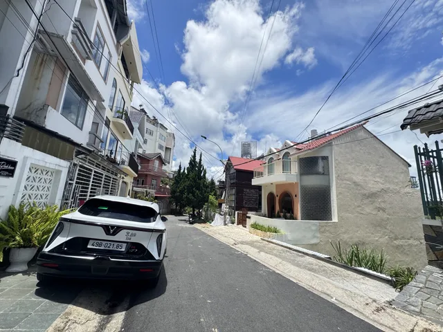 Bán gấp đất có View đẹp tại KQH Thái Lâm đường Nguyễn Trung Trực Đà Lạt.