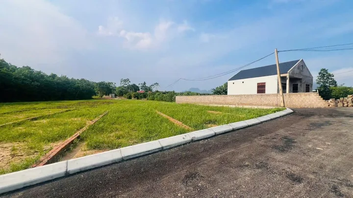 Hơn 100 triệu sở hữu  ngay lô đất tại trung tâm xã An Bình _ Lạc Thủy giá quá hời cơ hội chỉ có một !