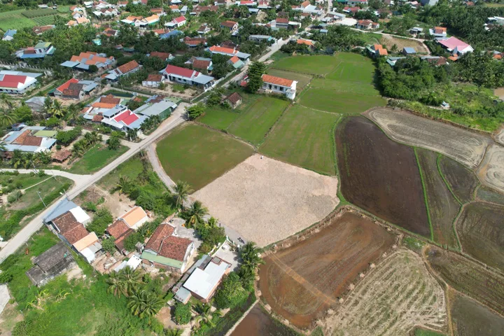 0938113403 Bán Đất 1305m2 giá 2.5 tỷ tại Xã Ninh Phụng Thị xã Ninh Hòa Khánh Hòa Z679