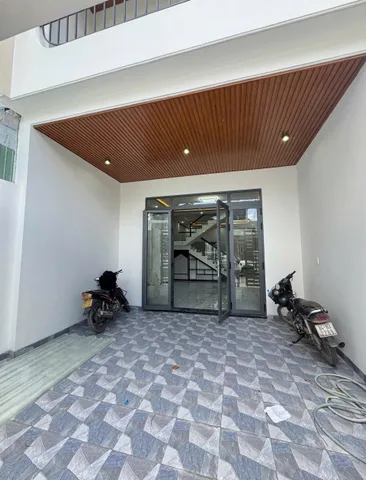 NHÀ SIÊU ĐẸP -SỔ RIÊNG THỔ CƯ- NGAY CÂY XĂNG THẠNH PHÚ- PHƯỜNG TÂN TRIỀU