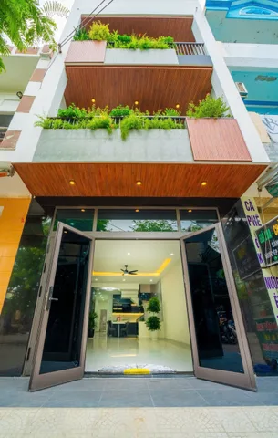 Mình cần bán nhà 3 tầng mặt tiền 7m5 Phùng Tá Chu , Phường Sơn Trà ( Đối Diện Chợ Mân Thái ) 💥💥💥💥