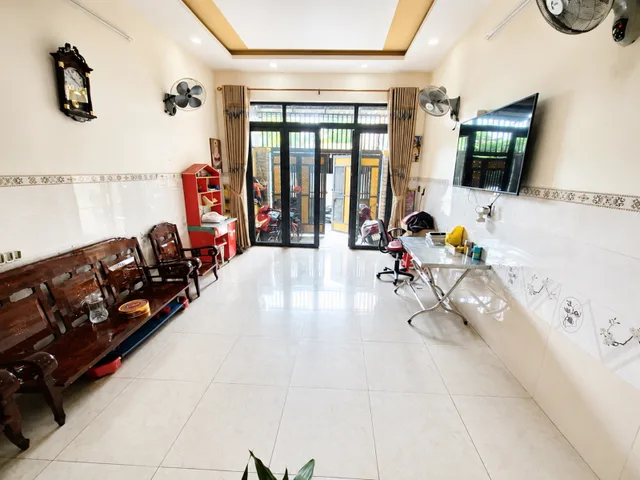 Nhà 4 Tầng Gần Làng Đại Học Thủ Đức 60m² Sổ Hồng Riêng Giá Nhỉnh 5 Tỷ
