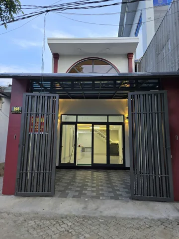 CHÍNH CHỦ BÁN NHÀ 2 MẶT TIỀN NGUYỄN TẤT THÀNH - TP. HUẾ (NỞ HẬU, KO NGẬP)