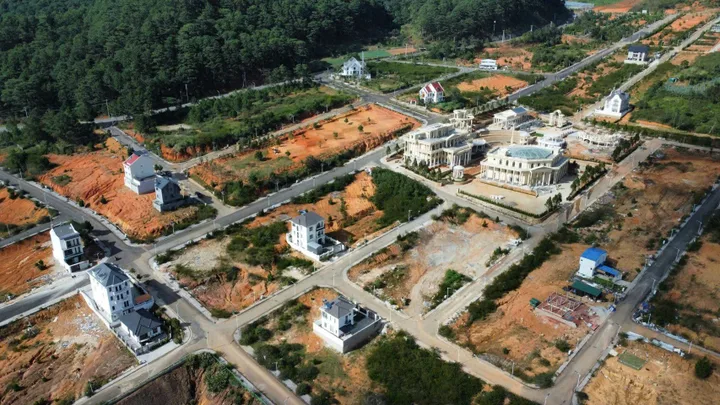 Một lô duy nhất cần bán gấp giá cực tốt chỉ 19 triệu/m2 khu Vạn Xuân Đà Lạt giá thị trường các lô khác trên 22 triệu/m2