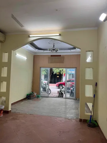 NGHĨA ĐÔ – CẦU GIẤY – MẶT NGÕ Ô TÔ – VỈA HÈ RỘNG – THÔNG SÀN 4 TẦNG – 15 TRIỆU/THÁNG