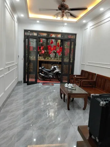 PHÁO ĐÀI LÁNG – NHÀ 6 TẦNG THANG MÁY – FULL NỘI THẤT MỚI – CHỈ 17 TRIỆU/THÁNG
