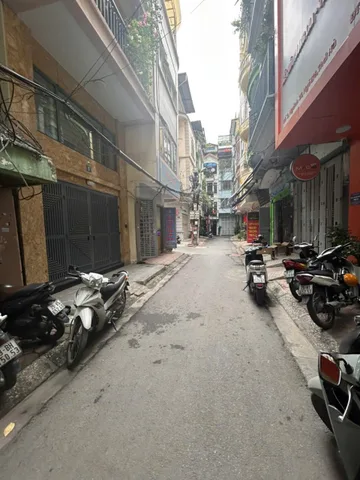 THÁI HÀ – PHÂN LÔ Ô TÔ CHẠY VÒNG QUANH – TẦNG 1 THÔNG SÀN – CHỈ 12 TRIỆU/THÁNG
