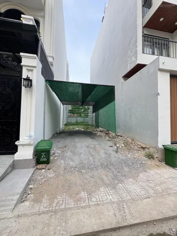 Bán Đất 75m2 có sẵn 75 m2 thổ cư giá 3.8 tỷ tại hẻm Đường Nguyễn Duy Trinh Phường Phú Hữu Quận 9 TP. Hồ Chí Minh