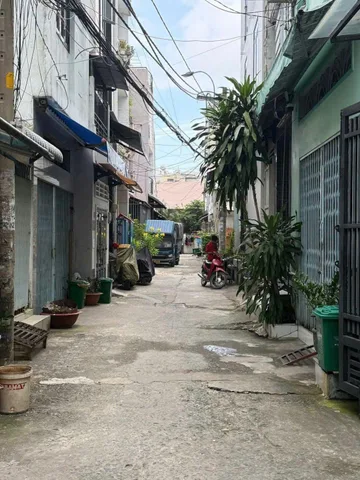 Bán căn 1 tỷ 2 gần chợ Phú Lạc, cách 5 phút đi xe Bình Chánh